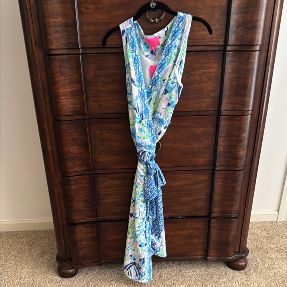 NWT SHAYLEE STRETCH MIDI dress